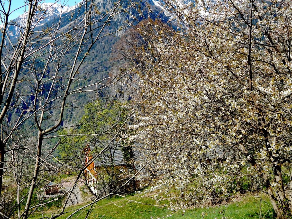 L Ame Et Son Du Coeur Villa Dorenaz Luaran gambar